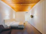 1 Bedroom Deluxe Quadruple room
