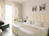Standard room with inland view
