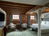 Standard Double room with river view