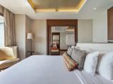 1 Bedroom Deluxe Suite with balcony