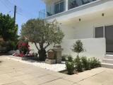 1 Bedroom Apartment with inland view