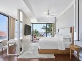 5 Bedrooms Villa beachfront