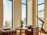 Suite with lake view