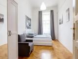 3 Bedrooms Apartment