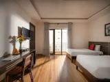 Deluxe Triple room with balcony