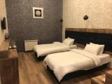 Standard Double room with city view