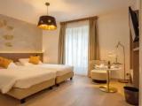2 Bedrooms Standard Triple Family room with lake view