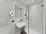 1 Bedroom Comfort room