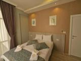 3 Bedrooms Apartment