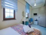 Standard Double room with partial sea view