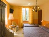 Standard Triple room with mountain view