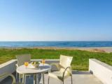Studio beachfront