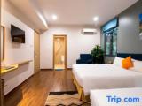 Deluxe Quadruple room with mountain view