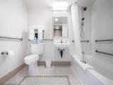 Deluxe Single Suite