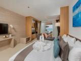 Luxury Suite beachfront