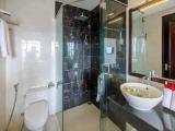 Deluxe Quadruple room with city view