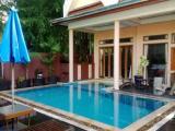 2 Bedrooms Villa