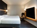 Moxy Double room
