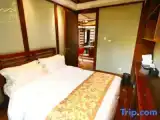 4 Bedrooms Villa with courtyard view