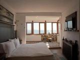 Deluxe Double Suite