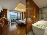 Deluxe Double room with mountain view