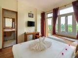 Deluxe Triple room with balcony