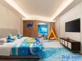 Premier Quadruple Suite with view