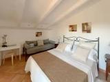 Classic Triple room with garden view