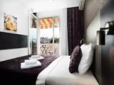 3 Bedrooms Executive Sextuple Apartment