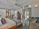 Suite with pool view