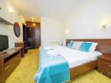 Standard Triple room with balcony