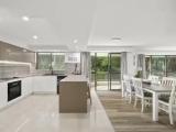 2 Bedrooms Apartment with land view