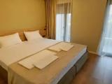 Standard room with land view