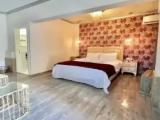 Superior Double Basement room