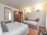 Quadruple Suite with city view