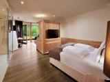 Deluxe Double Suite