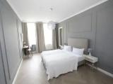 1 Bedroom Superior Apartment with garden view