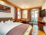 Comfort Double room with balcony and with mountain view