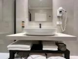 Executive Double room with pool view