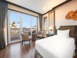 Grand Twin room with view