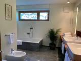 3 Bedrooms Apartment