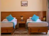 Standard Triple room with pool view
