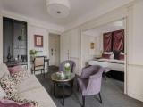 Avenue Double Suite