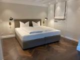 1 Bedroom Luxury Suite with balcony and with mountain view