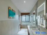 2 Bedrooms Penthouse Suite with ocean view
