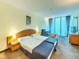 Standard room with partial sea view