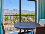 Executive Double Suite with mountain view