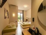Jacuzzi Triple room