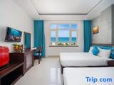 Premier Twin room with ocean view