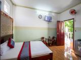 1 Bedroom Deluxe Double room with garden view